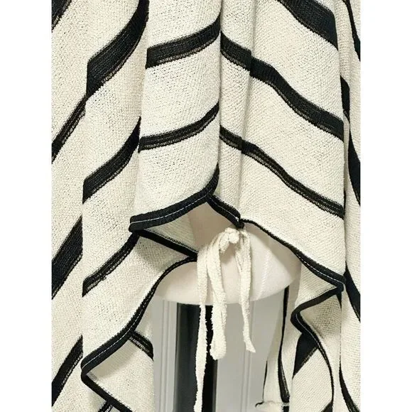 Torrid Striped Ruana Open Front Asymmetrical Kaftan Coverup Black White One Size - Picture 5 of 12